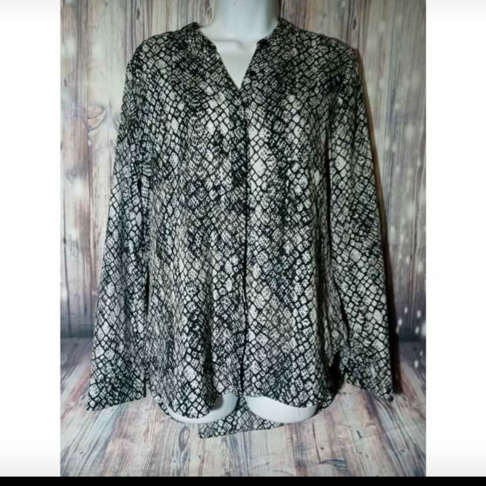 5 For $25 Apt 9 Blouse